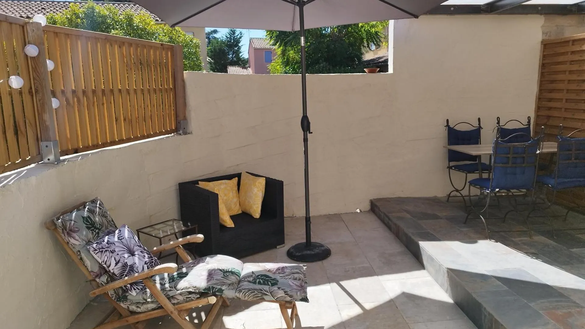 Studio Lumineux Avec Grande Terrasse Ensoleillee Manosque